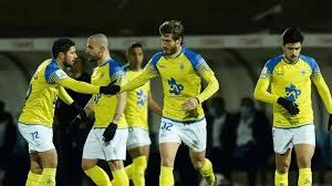 没有难度的球不打 马克西突破撤步三分轰破防线