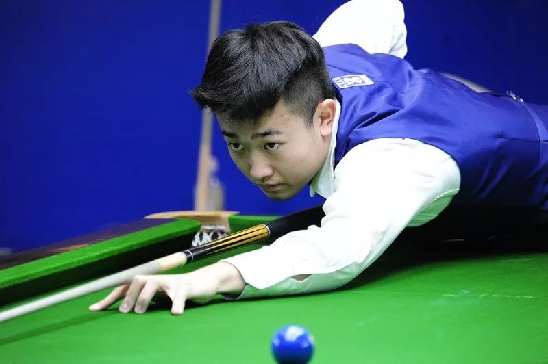 吸引了来自 吸引了来自