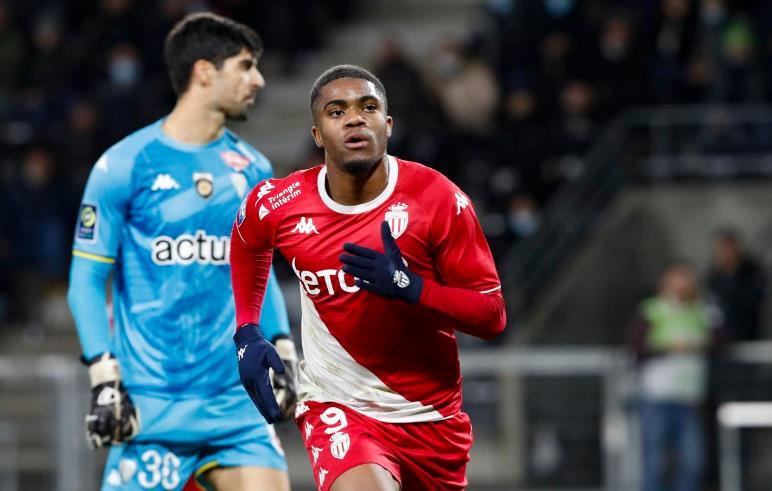 成为赛季的 成为赛季的